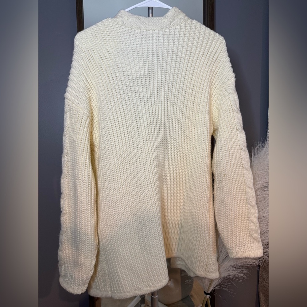 Women's Cream Cable Knit Sweater - Picture 6 of 6